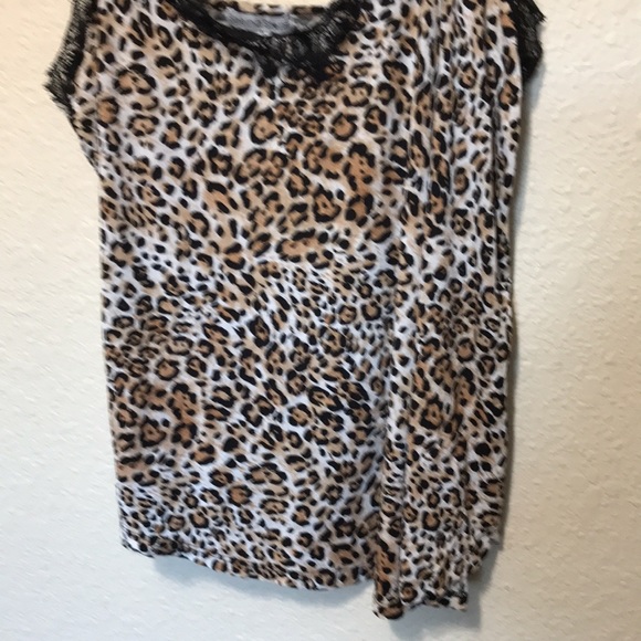 Seeing Stars 2 Piece Animal Print And Lace Short PJs. Good Condition. Size 1X. - Picture 6 of 14